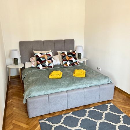 Apartamenty Centrum Warsaw Luaran gambar